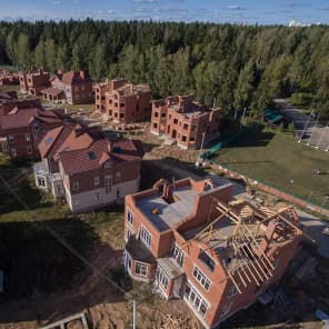 Земля в квадрате - Льготную ипотеку на частные дома в России начнут выдавать в середине года.